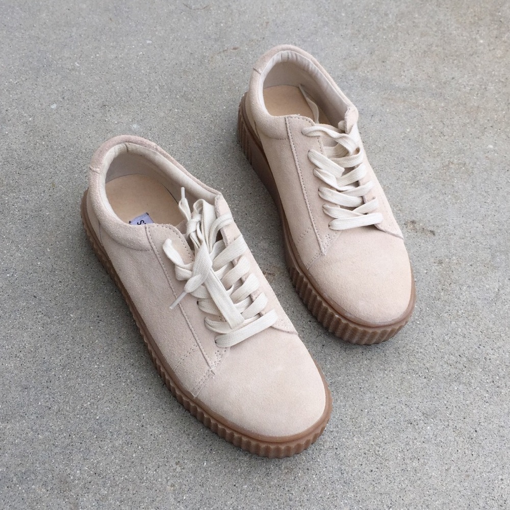Steve Madden “Holllly” Creeper Platform Sneakers
